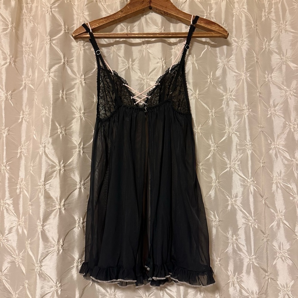 Victoria’s Secret Black Sheer Lace Babydoll Lingerie Chemise Slip Lace Ruffles - Picture 9 of 9
